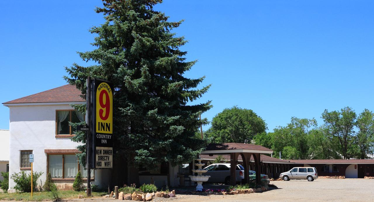 Country Inn Motel Dove Creek Екстериор снимка
