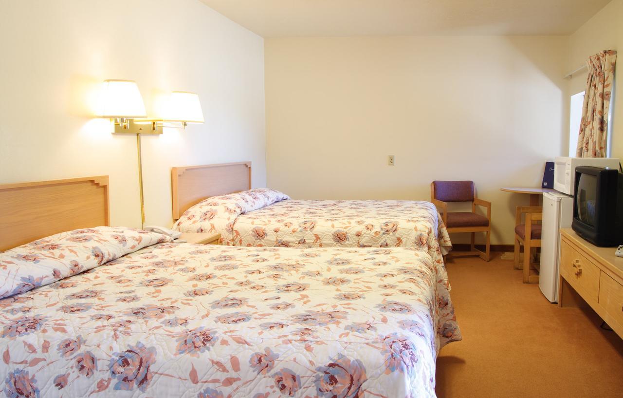 Country Inn Motel Dove Creek Екстериор снимка