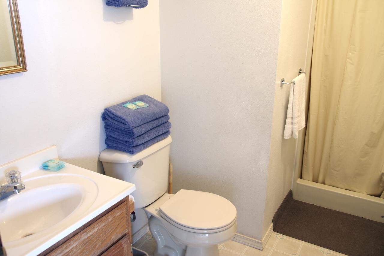 Country Inn Motel Dove Creek Екстериор снимка