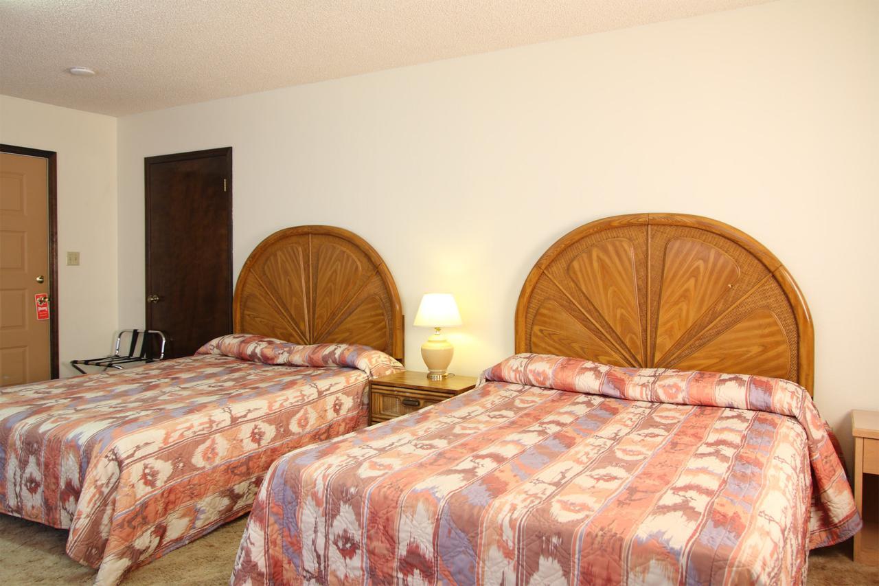 Country Inn Motel Dove Creek Екстериор снимка